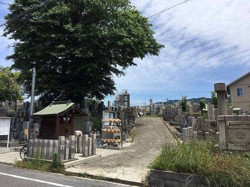 今町共同墓地